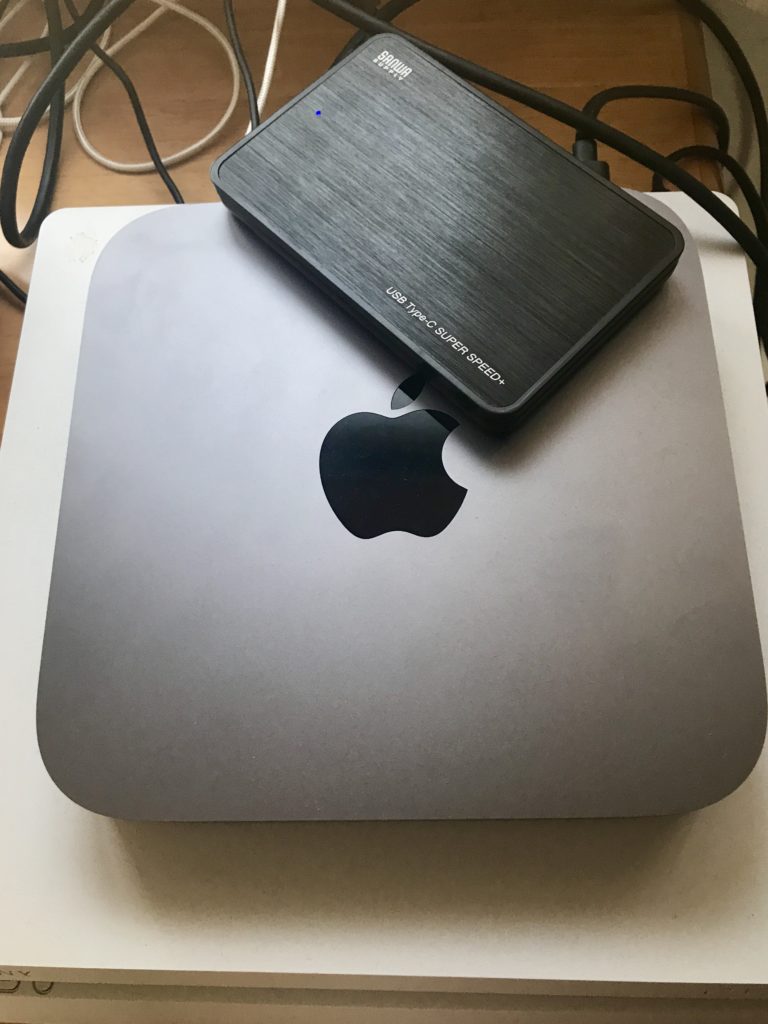 レビュー 検証 Mac Mini 2018用に外付けssdケース買った Usb C